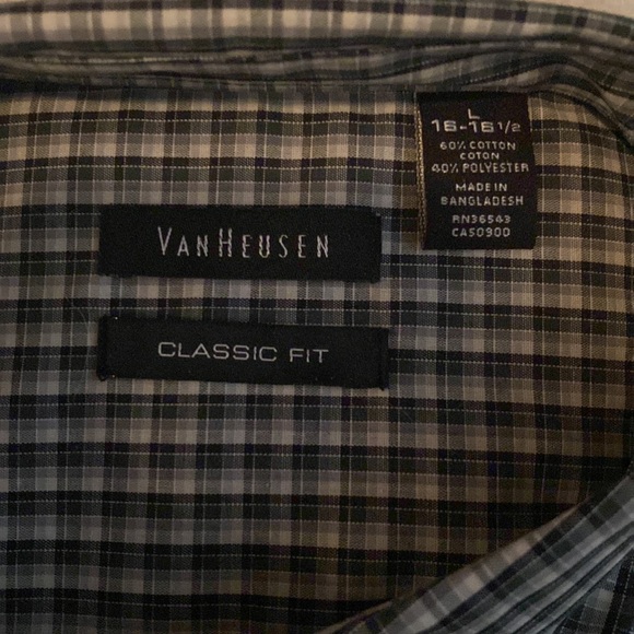 Van Heusen Wrinkle Free Dress Shirt - Picture 2 of 2